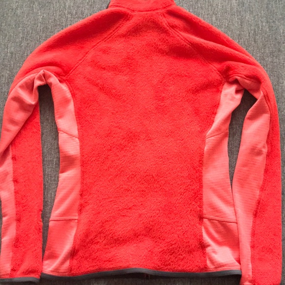 Patagonia R2 full zip fleece excellent condition - Picture 4 of 9